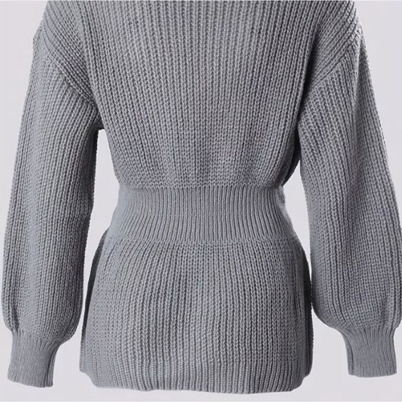 Solid Gray Woman's Sweater - Picture 5 of 5